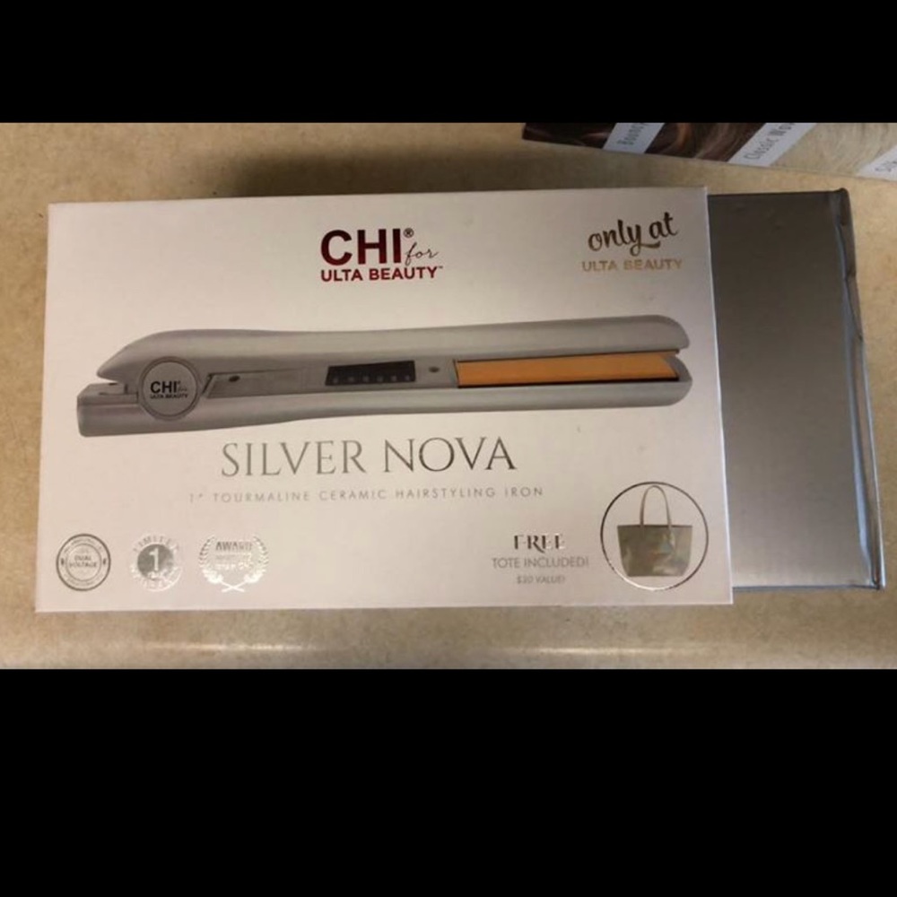 CHI for ulta beauty SILVER NOVA hair straightener